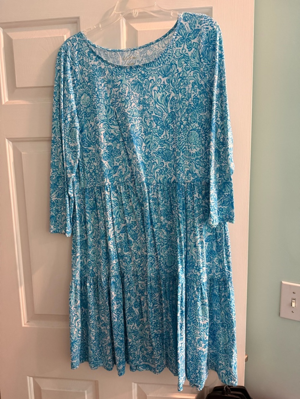 Lilly Pulitzer size large Blue Floral Print Swing Dress